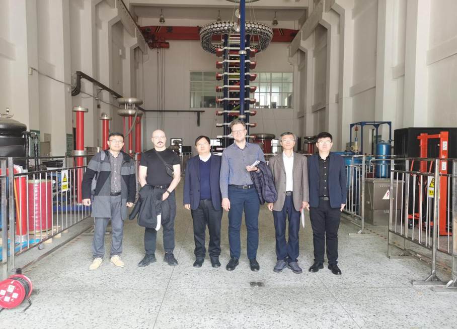 圣彼得堡彼得大帝理工大学高电压工程系主任Victor Belko访问示范中心